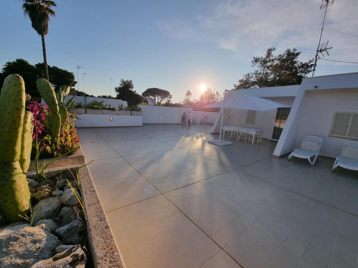 Villa 73059 Ugento Exterior foto